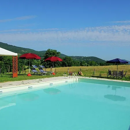Lovely Farmhouse In Umbria With Swimming Pool בית נופש