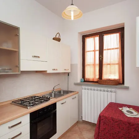בית נופש Lovely Farmhouse In Umbria With Swimming Pool